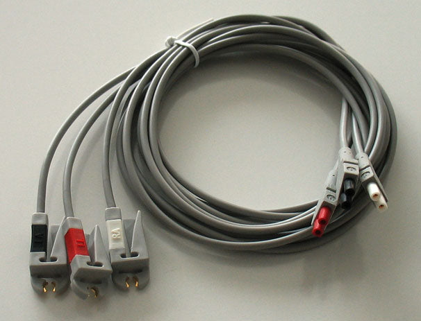 This is a 3-lead ECG cable with grabber leadwires, used for electrocardiogram (ECG) monitoring